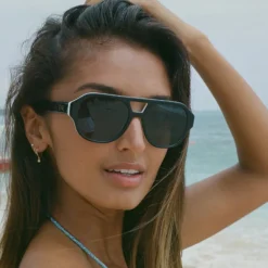 Perry / Black / White + Grey by-East x East Online